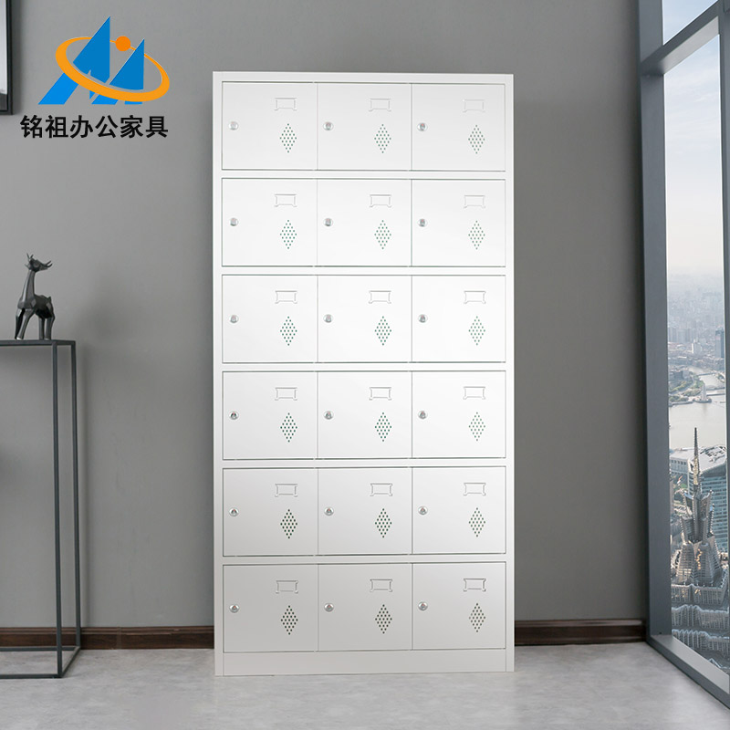 不锈钢十八门储物柜