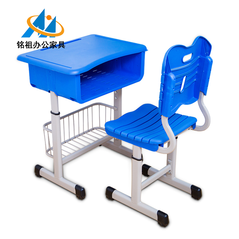 课桌椅